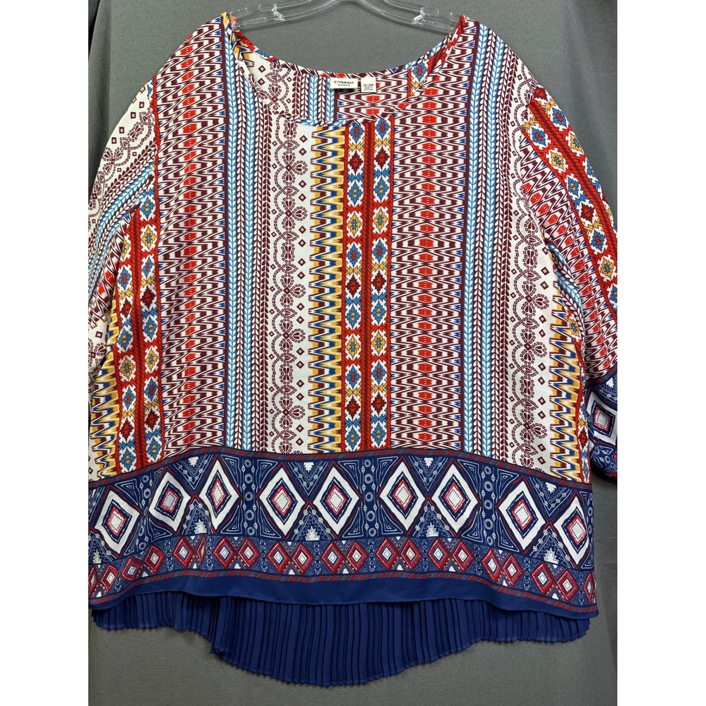 Cato Woman 26/28W Blouse‎ Blue Geometric Tribal Print Pleated Back 3/4 Sleeve